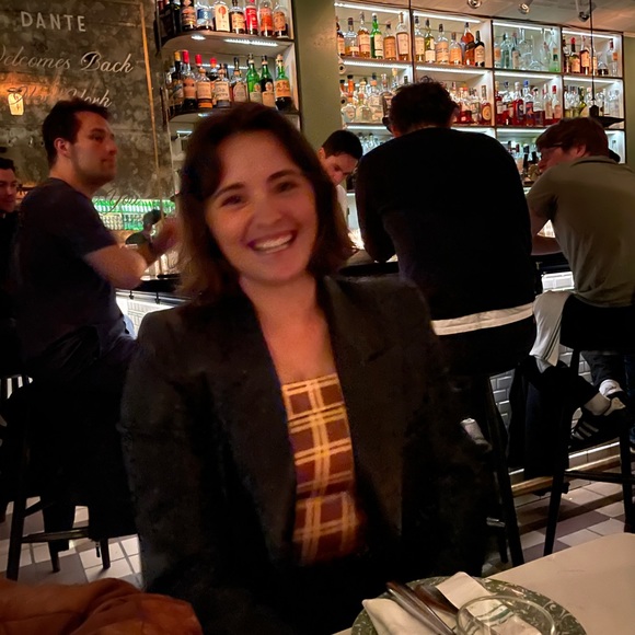 Meet your Posher, Kate - Picture 1 of 1